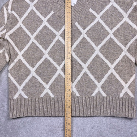 Abercrombie & Fitch Argyle V Neck Sweater Taupe White Women's XL Preppy Cozy - Picture 7 of 13